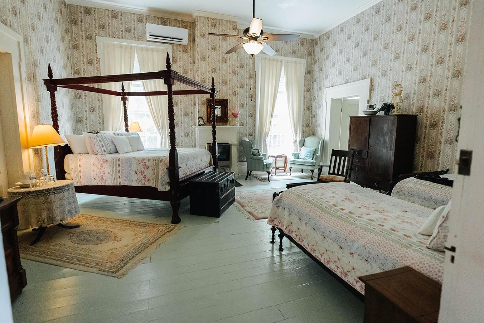 Springfield Maple Hill Manor Bed & Breakfast מראה חיצוני תמונה