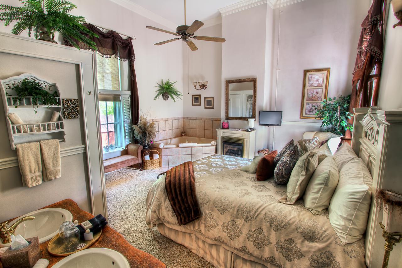 Springfield Maple Hill Manor Bed & Breakfast מראה חיצוני תמונה